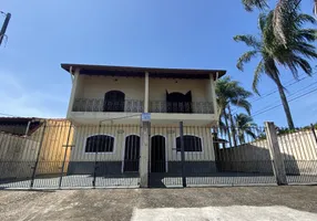 Foto 1 de Casa com 4 Quartos à venda, 240m² em Indaiá, Caraguatatuba