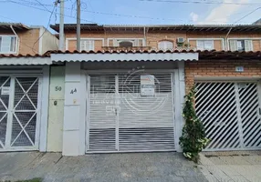 Foto 1 de Sobrado com 2 Quartos para alugar, 80m² em Caxingui, São Paulo