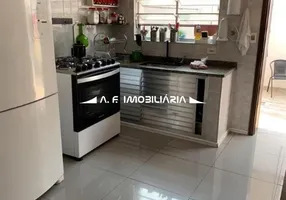 Foto 1 de Casa com 5 Quartos à venda, 230m² em Canindé, São Paulo