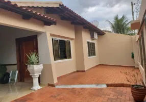 Foto 1 de Casa com 2 Quartos à venda, 166m² em Centro, Biguaçu
