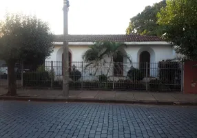 Foto 1 de Casa com 4 Quartos à venda, 322m² em Centro, Batatais