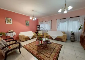 Foto 1 de Casa com 4 Quartos à venda, 353m² em Vila Nogueira, Campinas