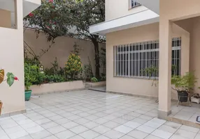 Foto 1 de Casa com 6 Quartos à venda, 712m² em Jardim Japão, São Paulo