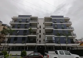 Foto 1 de Apartamento com 3 Quartos à venda, 110m² em Braga, Cabo Frio