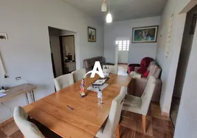 Foto 1 de Casa com 3 Quartos à venda, 80m² em Segismundo Pereira, Uberlândia