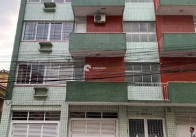 Foto 1 de Apartamento com 3 Quartos para alugar, 130m² em Centro, Santa Maria