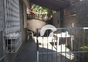 Foto 1 de Casa com 4 Quartos à venda, 200m² em Santa Rosa, Niterói