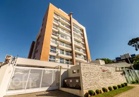 Foto 1 de Apartamento com 3 Quartos à venda, 81m² em Cabral, Curitiba