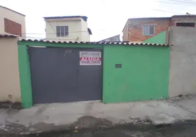 Foto 1 de Casa com 2 Quartos para alugar, 60m² em Realengo, Rio de Janeiro