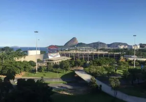 Foto 1 de Apartamento com 2 Quartos à venda, 100m² em Centro, Rio de Janeiro