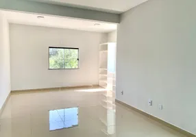 Foto 1 de Casa com 4 Quartos para venda ou aluguel, 230m² em Alto do Calhau, São Luís