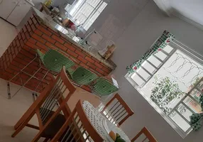 Foto 1 de Sobrado com 3 Quartos à venda, 137m² em Vila Suíssa, Mogi das Cruzes