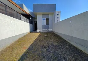 Foto 1 de Casa com 2 Quartos para alugar, 65m² em Olaria, Canoas