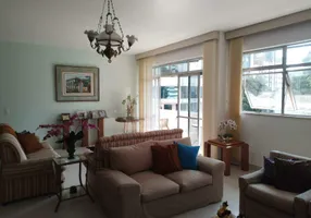 Foto 1 de Apartamento com 4 Quartos para alugar, 220m² em Savassi, Belo Horizonte