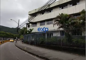 Foto 1 de Galpão/Depósito/Armazém à venda, 8619m² em Del Castilho, Rio de Janeiro