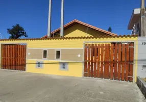 Foto 1 de Casa com 2 Quartos à venda, 60m² em Jardim Nova Itanhaem, Itanhaém