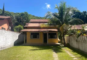 Foto 1 de Casa de Condomínio com 5 Quartos à venda, 195m² em Peró, Cabo Frio
