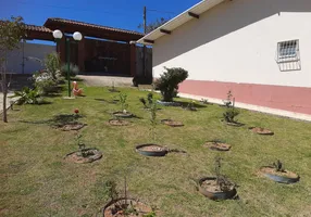 Foto 1 de Fazenda/Sítio com 2 Quartos à venda, 4000m² em , Munhoz