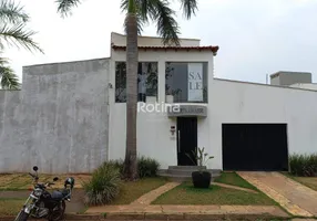 Foto 1 de Apartamento com 2 Quartos para alugar, 60m² em Jardim Karaíba, Uberlândia