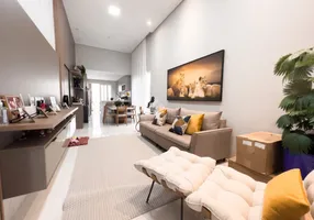 Foto 1 de Casa de Condomínio com 3 Quartos à venda, 171m² em Recanto dos Pássaros, Cuiabá