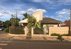 Foto 1 de Casa com 4 Quartos à venda, 320m² em Centro, Sertanópolis