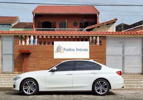 Foto 1 de Sobrado com 3 Quartos à venda, 144m² em Itaoca, Mongaguá