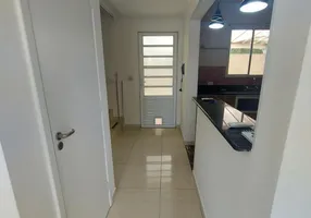 Foto 1 de Casa de Condomínio com 3 Quartos para alugar, 96m² em Granja Viana, Cotia