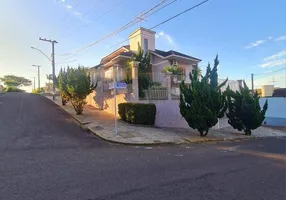 Foto 1 de Sobrado com 3 Quartos à venda, 310m² em São José, Sapucaia do Sul