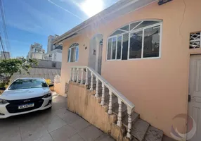 Foto 1 de Casa com 2 Quartos à venda, 112m² em Agronômica, Florianópolis