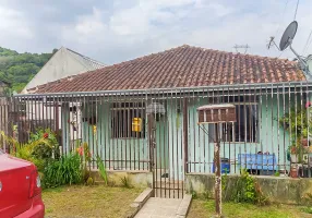 Foto 1 de Casa com 5 Quartos à venda, 150m² em JARDIM CECILIA, Campo Magro