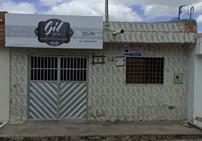 Foto 1 de Casa com 2 Quartos à venda, 60m² em Cidade Alta, Caruaru