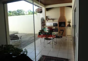 Foto 1 de Casa com 4 Quartos à venda, 343m² em Vila Guedes de Azevedo, Bauru