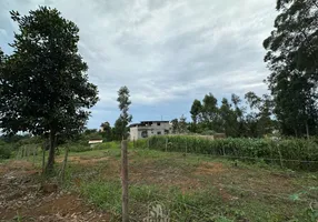 Foto 1 de Lote/Terreno à venda, 396m² em Iriri, Anchieta