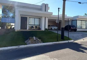 Foto 1 de Casa de Condomínio com 4 Quartos à venda, 306m² em Gran Royalle, Lagoa Santa