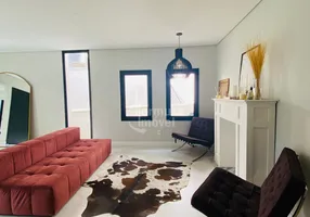 Foto 1 de Casa com 4 Quartos à venda, 400m² em Alphaville, Santana de Parnaíba