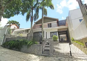 Foto 1 de Sobrado com 4 Quartos para alugar, 550m² em Alto da Rua XV, Curitiba
