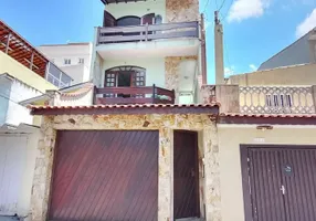 Foto 1 de Sobrado com 3 Quartos à venda, 252m² em Vila Helena, Santo André