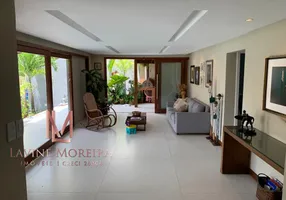 Foto 1 de Casa de Condomínio com 4 Quartos para alugar, 520m² em Patamares, Salvador