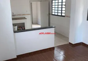 Foto 1 de Casa com 2 Quartos à venda, 125m² em Vila Brasílio Machado, São Paulo