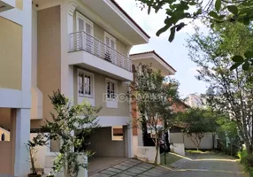Foto 1 de Casa de Condomínio com 3 Quartos à venda, 310m² em Vila São Francisco, São Paulo