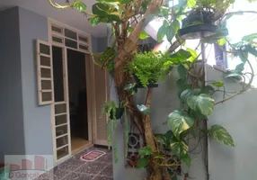 Foto 1 de Casa com 3 Quartos à venda, 270m² em Jardim das Palmeiras, São Bernardo do Campo