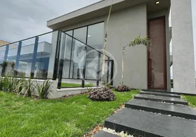 Foto 1 de Casa de Condomínio com 3 Quartos à venda, 288m² em PORTAL DO SOL GREEN, Goiânia