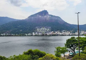 Foto 1 de Apartamento com 3 Quartos para venda ou aluguel, 140m² em Lagoa, Rio de Janeiro