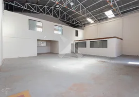 Foto 1 de Galpão/Depósito/Armazém à venda, 320m² em Navegantes, Porto Alegre