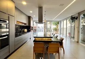 Foto 1 de Casa de Condomínio com 3 Quartos à venda, 325m² em Condomínio Belvedere, Cuiabá