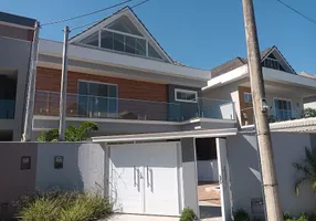Foto 1 de Casa de Condomínio com 4 Quartos à venda, 240m² em Vargem Pequena, Rio de Janeiro