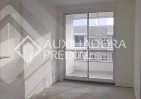 Foto 1 de Apartamento com 3 Quartos à venda, 65m² em Humaitá, Porto Alegre