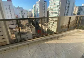 Foto 1 de Apartamento com 2 Quartos para alugar, 74m² em Itapuã, Vila Velha