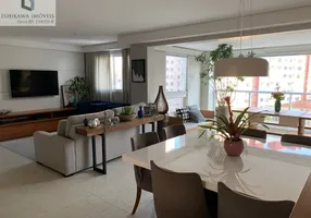 Foto 1 de Apartamento com 3 Quartos para venda ou aluguel, 134m² em Aclimação, São Paulo