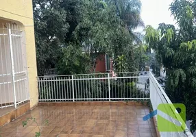 Foto 1 de Sobrado com 4 Quartos para alugar, 200m² em Jardim Bonfiglioli, São Paulo